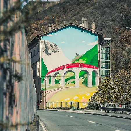 Garni Pola شقة فندقية Campocologno