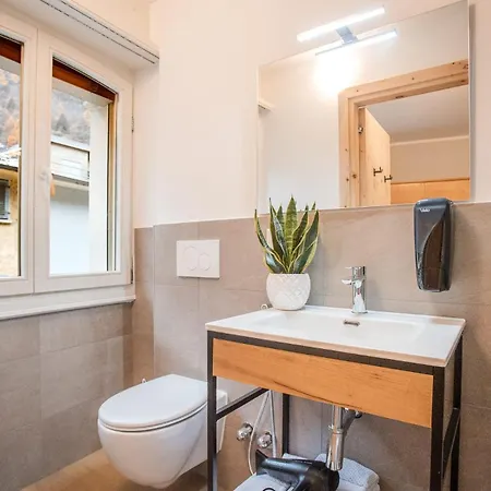 Garni Pola 3* Campocologno