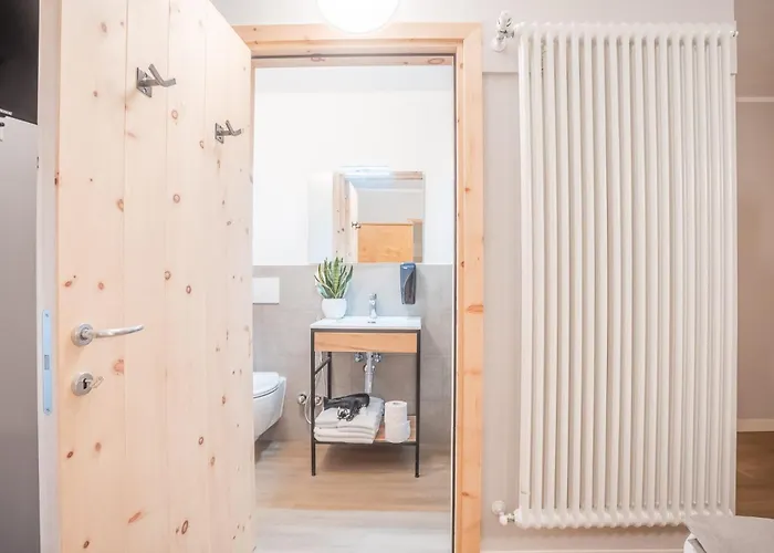 Garni Pola 3* Campocologno