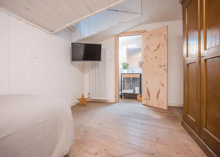 Garni Pola 3* Campocologno