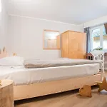 Apartmanhotel Garni Pola