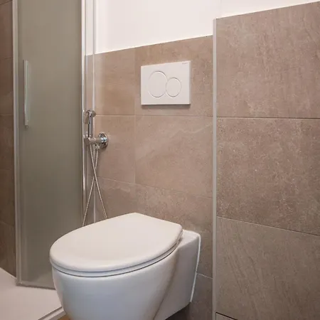 Garni Pola 3* Campocologno