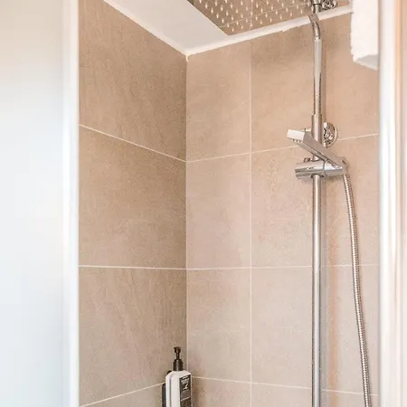 Garni Pola 3* Campocologno